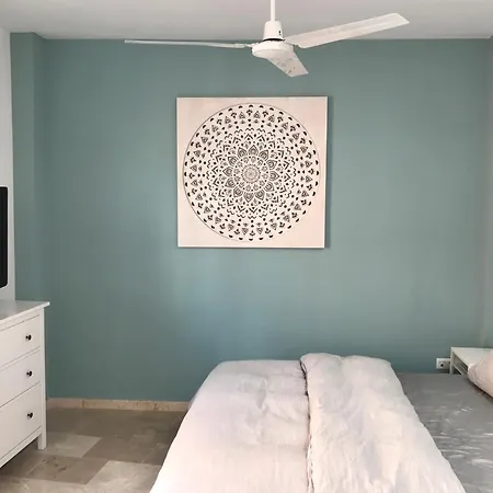 The Black Rose Rooftop Апартаменты